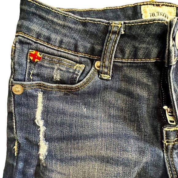 Hudson ~ Girls Denim Cut off Shorts ~ size 10 - Picture 4 of 9
